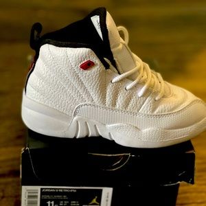 Jordan 12 Retro